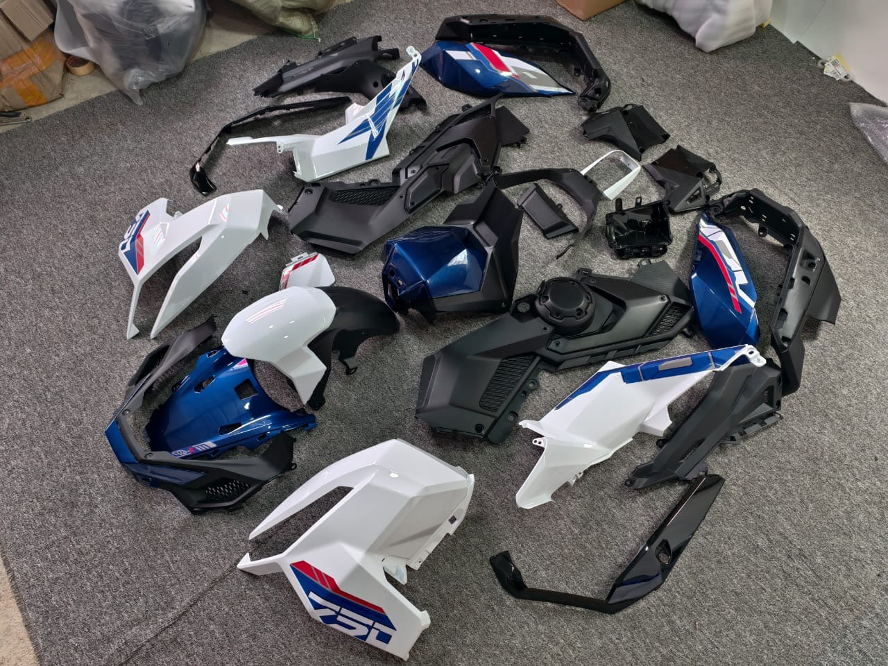 KIT Carene X-ADV 750 25/26