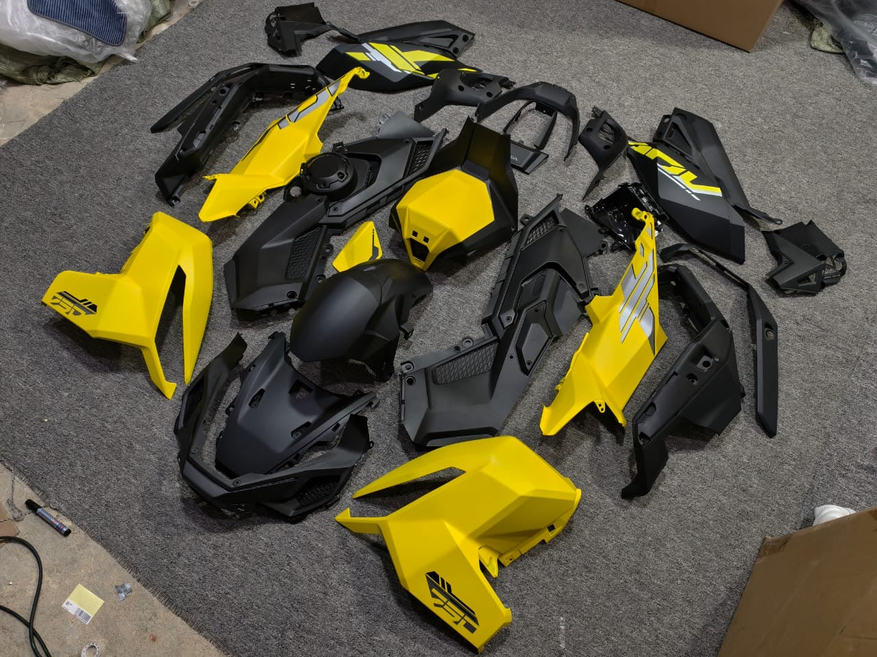 KIT Carene X-ADV 750 25/26
